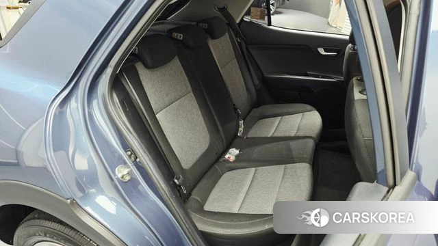 Kia Stonic 2018 Синий из Кореи, фото 2