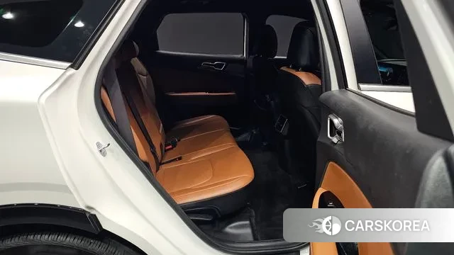 Kia Sportage 5th Generation 2023 Белый из Кореи, фото 2