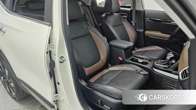 Kia Seltos 2021 Белый из Кореи, фото 2