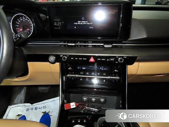 Kia Carnival 4th generation 2021 Черный из Кореи, фото 2