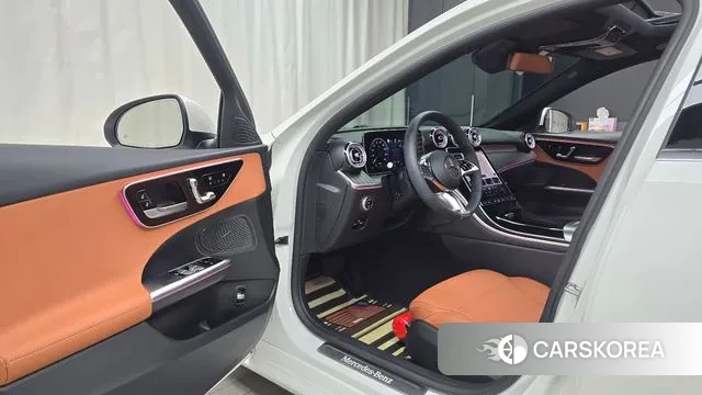 Mercedes-Benz C-Class W206 2025 Белый из Кореи, фото 2