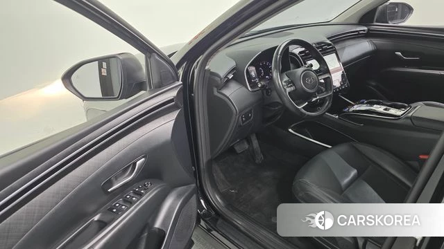 Hyundai Tucson (NX4) 2021 Черный из Кореи, фото 2