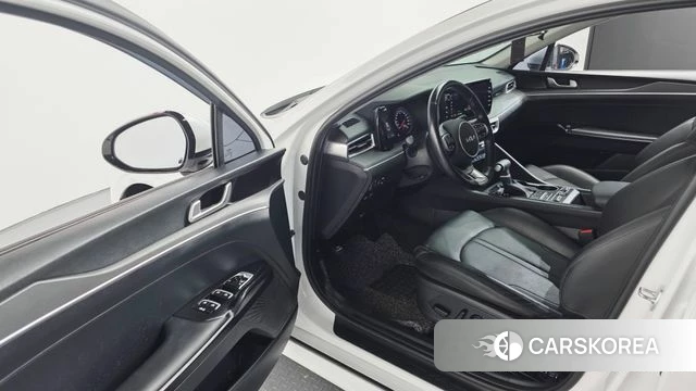 Kia K5 3rd generation 2023 Белый из Кореи, фото 2