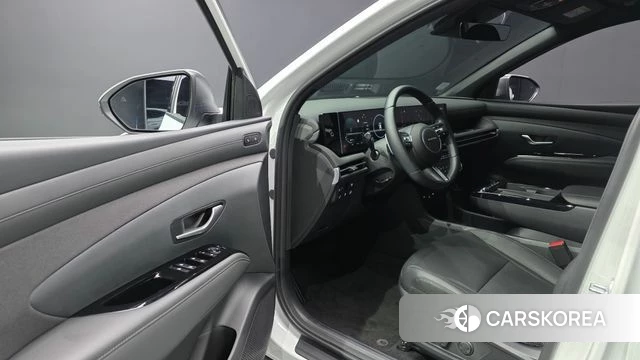 Hyundai The New Tucson Hybrid (NX4) 2025 Белый из Кореи, фото 2