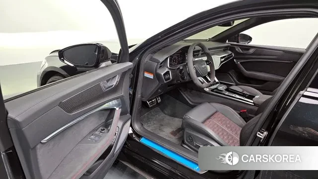 Audi RS6 (C8) 2025 Черный из Кореи, фото 2