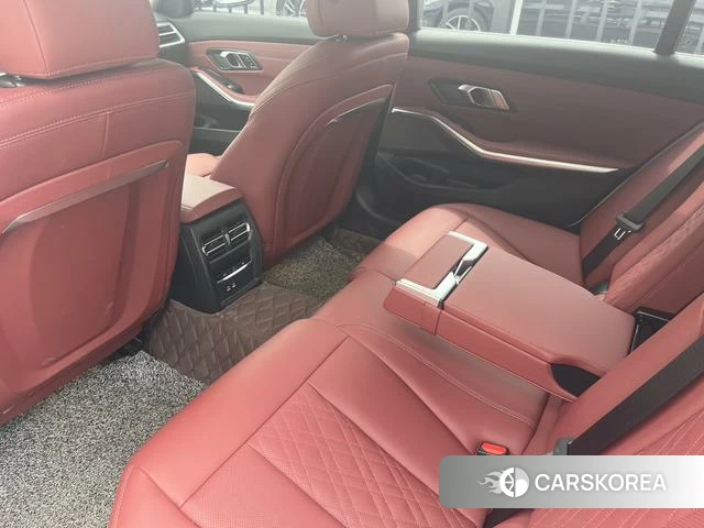 BMW 3 series 2025 Белый из Китая, фото 2