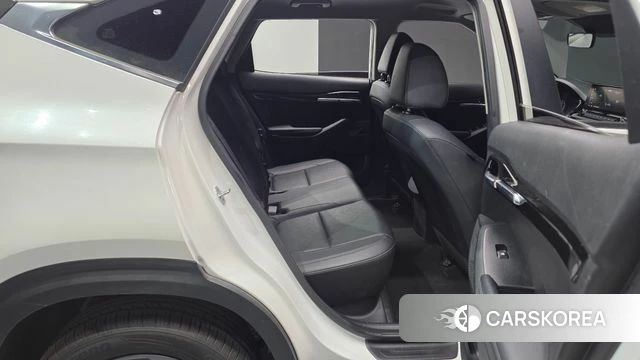 Kia Seltos 2022 Белый из Кореи, фото 2