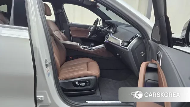 BMW X6 (G06) 2021 Белый из Кореи, фото 2