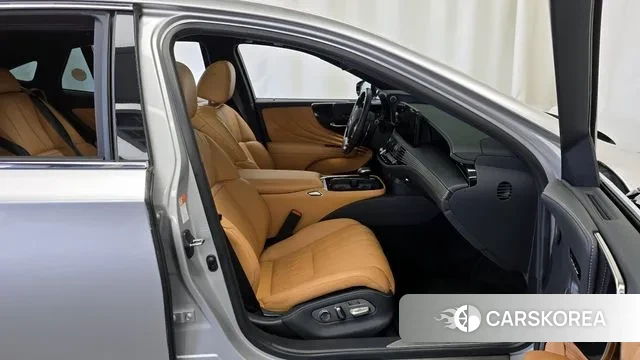 Lexus LS500 5th generation 2023 Серебряный из Кореи, фото 2