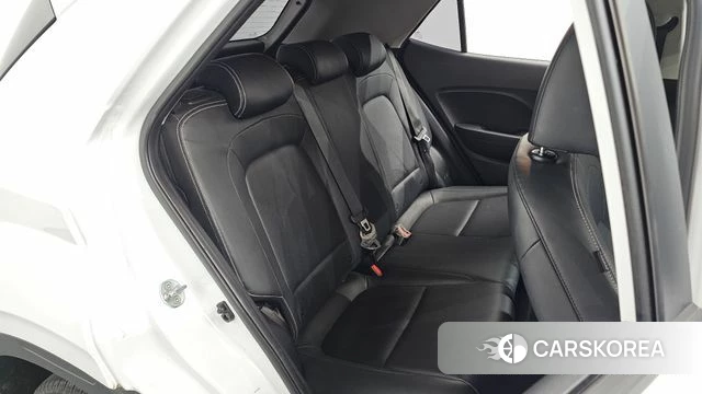 Hyundai Venue 2022 Белый из Кореи, фото 2