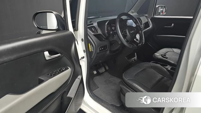 Kia The New Kia Ray 2023 Белый из Кореи, фото 2