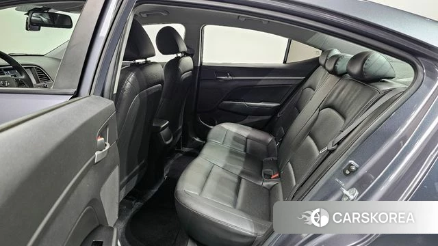 Hyundai Avante AD 2018 Серый из Кореи, фото 2