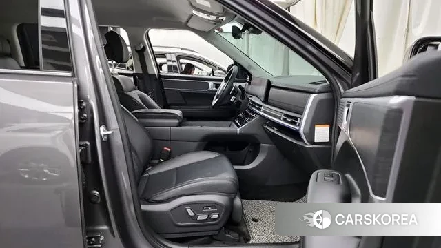 Hyundai Santa Fe (MX5) 2024 Серый из Кореи, фото 2