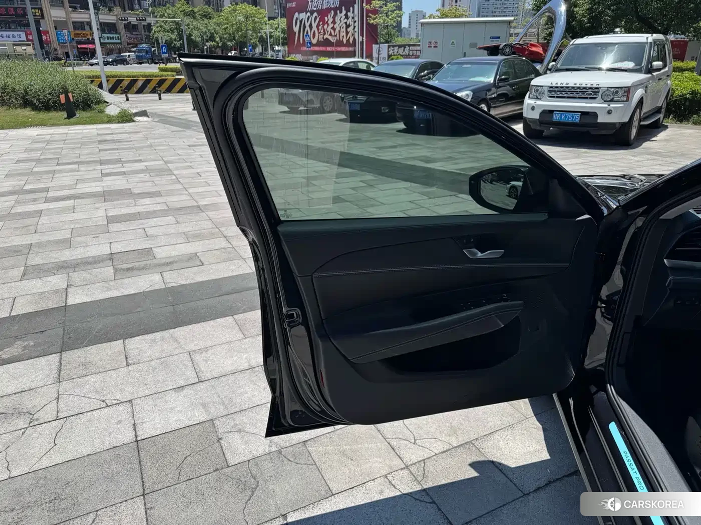 Volkswagen Passat 2025 Черный из Китая, фото 2