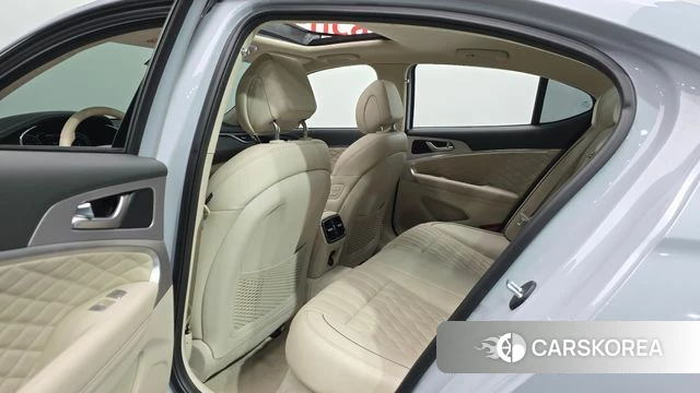 Genesis G70 2019 Светло-серебряный цвет из Кореи, фото 2