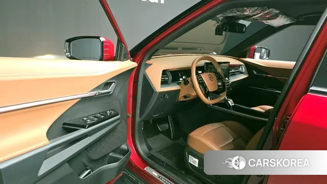 Ssangyong Torres 2023 Красный из Кореи, фото 2