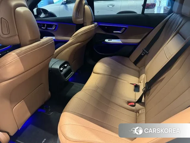 Mercedes-Benz E-Class W214 2025 Белый из Кореи, фото 2