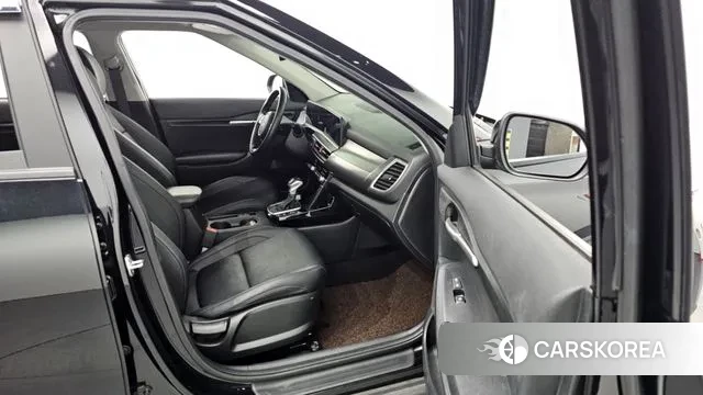 Kia The New Seltos 2022 Черный из Кореи, фото 2