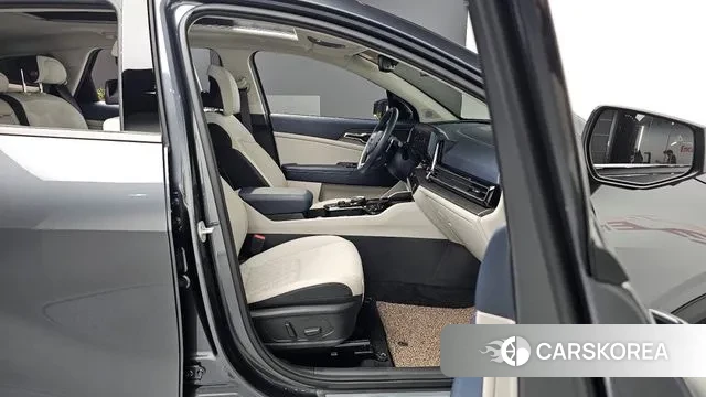 Kia Sportage 5th Generation Hybrid 2023 Серый из Кореи, фото 2