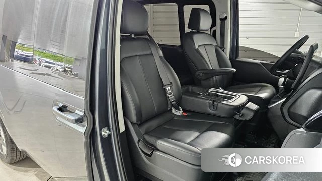 Hyundai Staria 2021 Серый из Кореи, фото 2