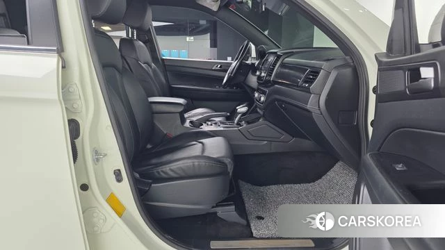 Ssangyong Rexton Sports 2020 Белый из Кореи, фото 2