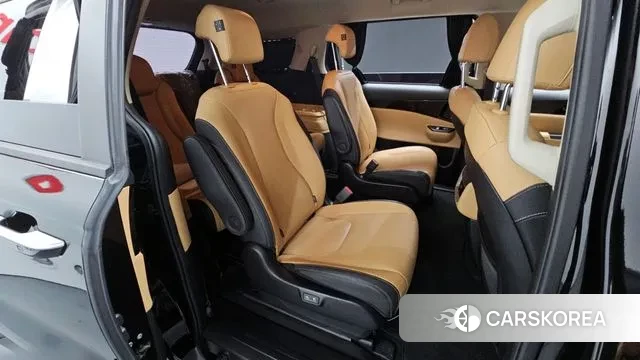 Kia Carnival 4th generation 2023 Черный из Кореи, фото 2