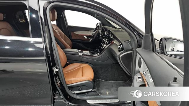 Mercedes-Benz GLC-Class X253 2021 Черный из Кореи, фото 2