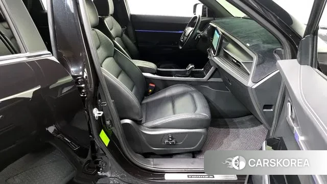 Ssangyong Torres 2023 Черный из Кореи, фото 2