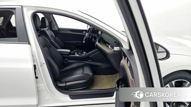 Kia K5 3rd generation 2020 Белый из Кореи, фото 2
