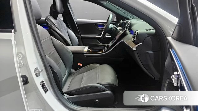 Mercedes-Benz C-Class W206 2024 Белый из Кореи, фото 2