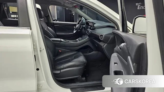 Hyundai The New Santa Fe 2021 Белый из Кореи, фото 2