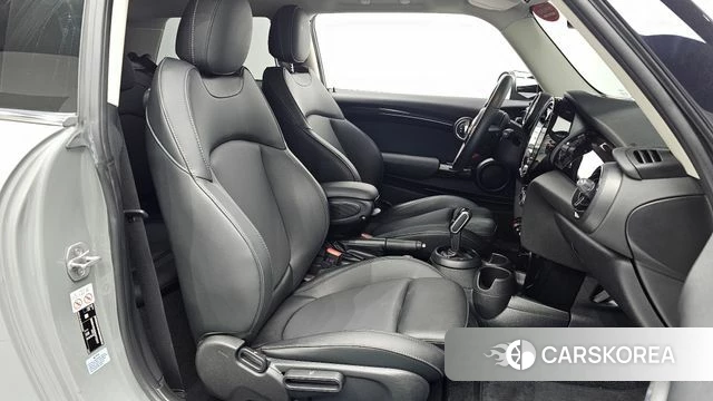 Mini Cooper 2021 Серебристо-серый из Кореи, фото 2
