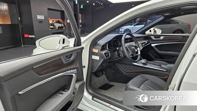 Audi A6 (C8) 2022 Белый из Кореи, фото 2