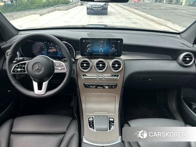 Mercedes-Benz GLC 2022 Черный из Китая, фото 2