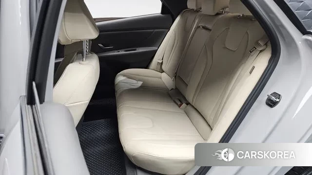 Hyundai The New Avante (CN7) 2025 Серебряный из Кореи, фото 2