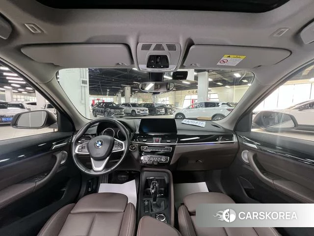 BMW X1 2021 Белый из Китая, фото 2