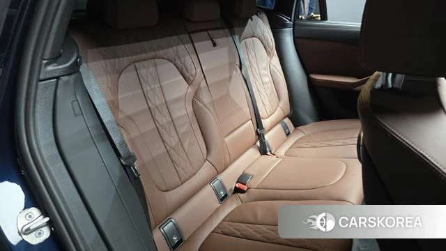 BMW X6 (G06) 2025 Черный из Кореи, фото 2