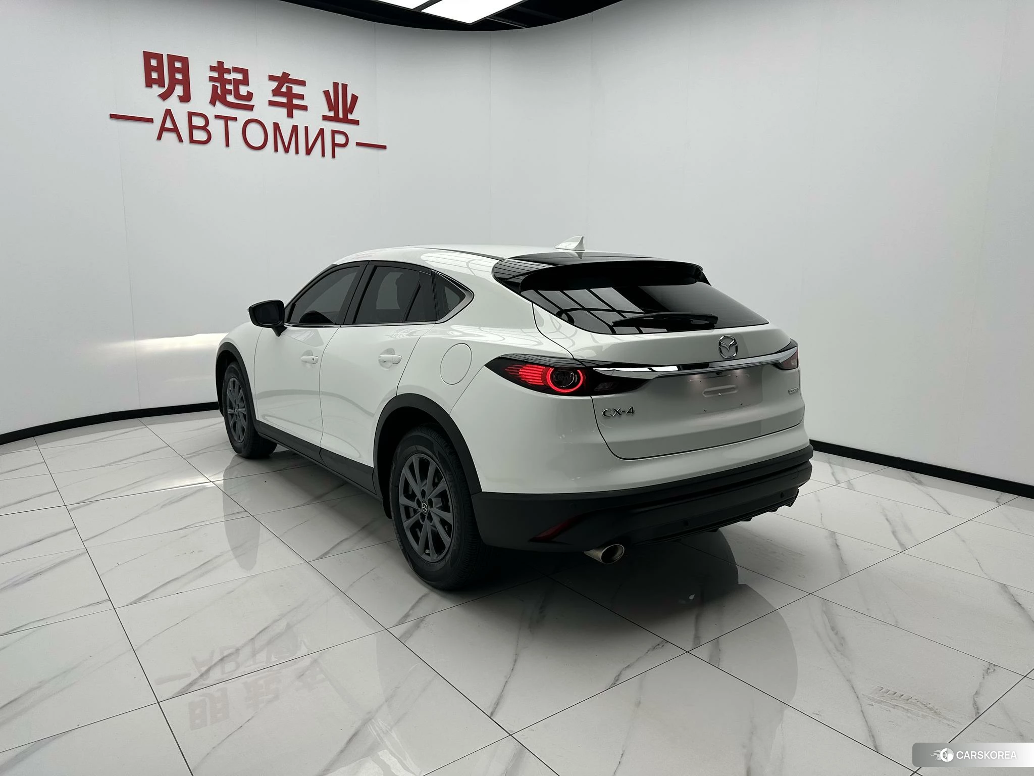 Mazda CX-4 2020 Белый из Китая, фото 2