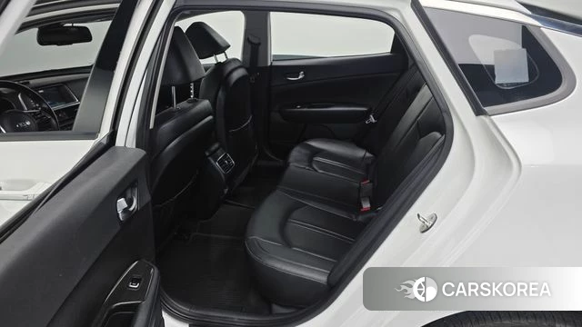 Kia The New K5 2nd generation 2018 Белый из Кореи, фото 2