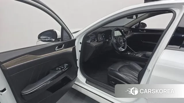 Kia K5 3rd generation 2022 Белый из Кореи, фото 2