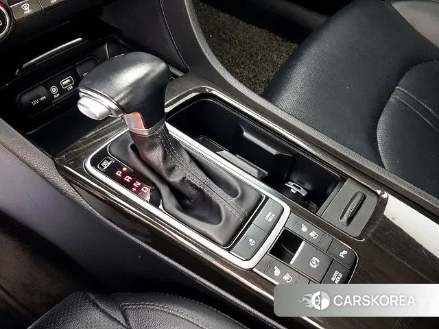 Kia The New K5 2nd generation 2018 Белый из Кореи, фото 2