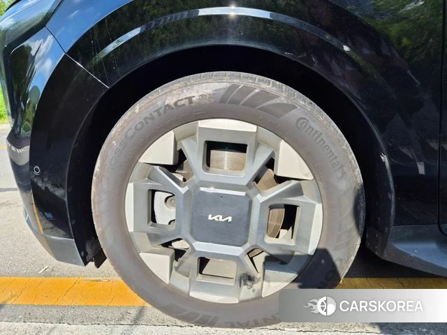 Kia The New Carnival 4th Generation 2024 Черный из Кореи, фото 2