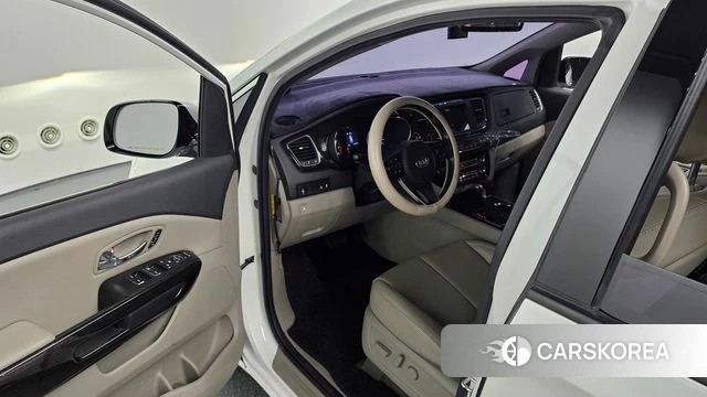 Kia The New Carnival 2019 Белый из Кореи, фото 2
