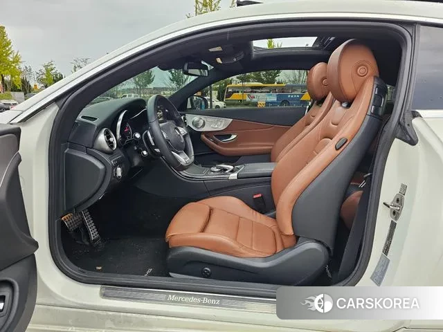 Mercedes-Benz C-Class W205 2018 Черный из Кореи, фото 2