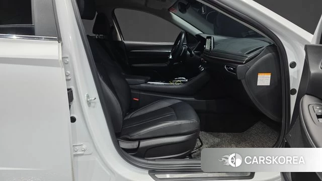 Hyundai Sonata Hybrid (DN8) 2022 Белый из Кореи, фото 2