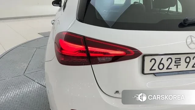 Mercedes-Benz A-Class W177 2025 Белый из Кореи, фото 2