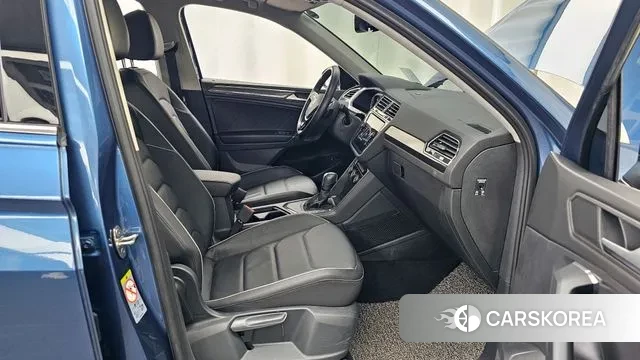 Volkswagen Tiguan Allspace 2020 Синий из Кореи, фото 2