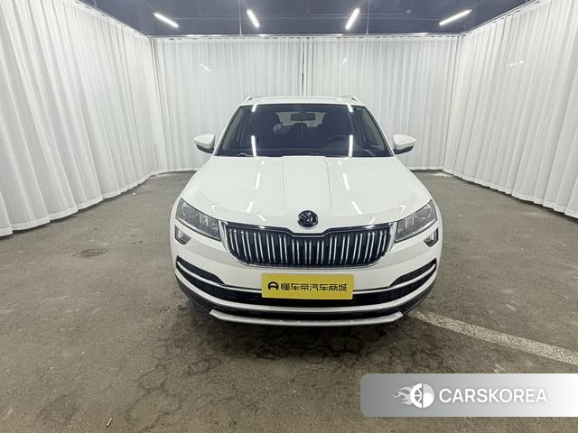 Skoda Krok 2021 Белый из Китая, фото 2