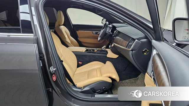 Volvo S90 2021 Серый из Кореи, фото 2