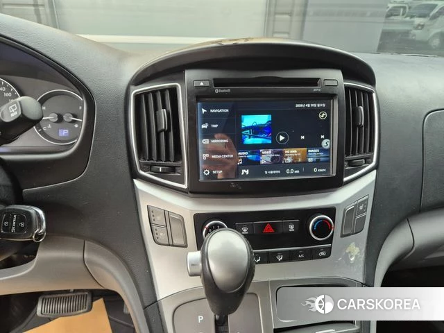 Hyundai The New Grand Starex 2019 Серый из Кореи, фото 2